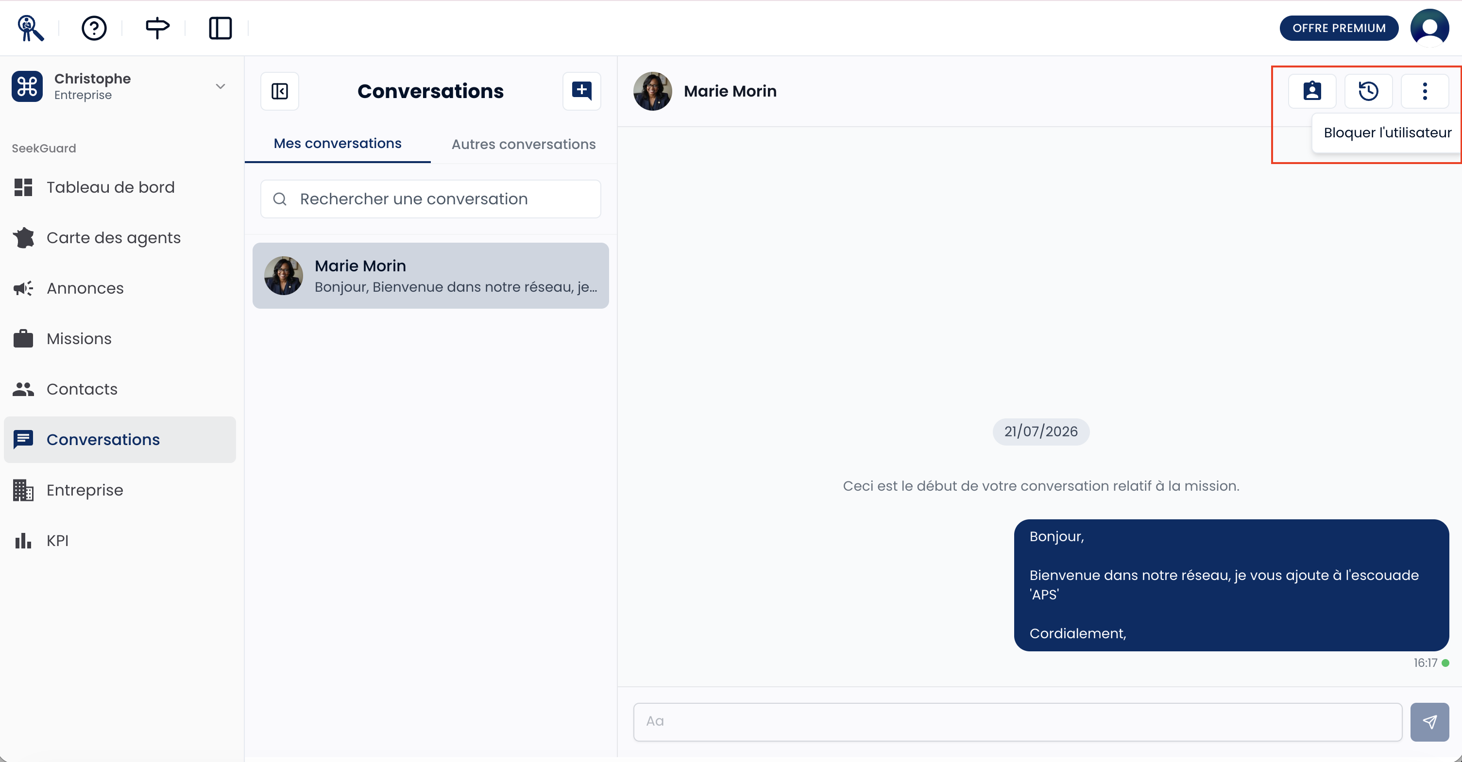 Menu déroulant de la conversation mettant en évidence l'option "Bloquer l'agent" en rouge. Menu déroulant de la conversation mettant en évidence l'option "Bloquer l'agent" en rouge.