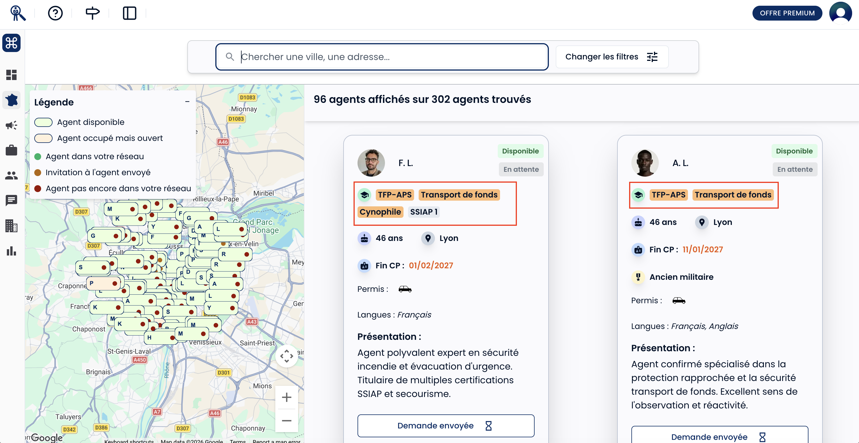 Fiche profil d'un agent (CVthèque) mettant en évidence les badges de diplômes vérifiés (ex: APR, APS) et le statut de sa carte professionnelle.