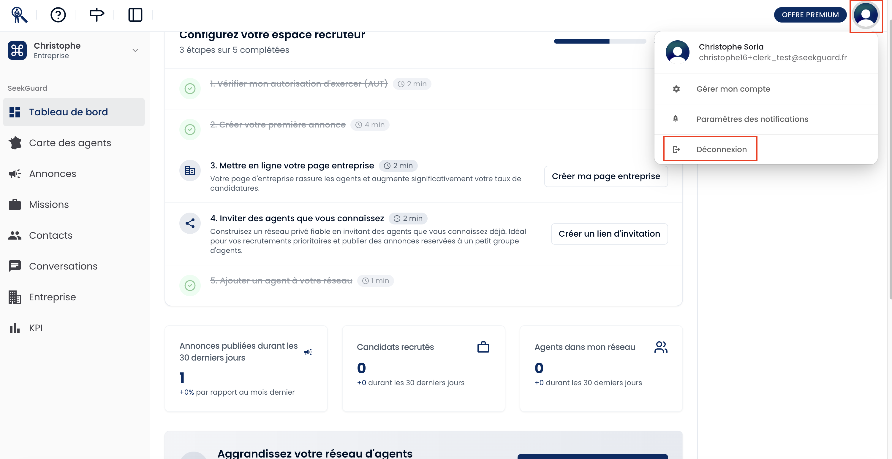 Tableau de bord recruteur avec le menu du profil ouvert en haut à droite, encadrant en rouge l'option Déconnexion.