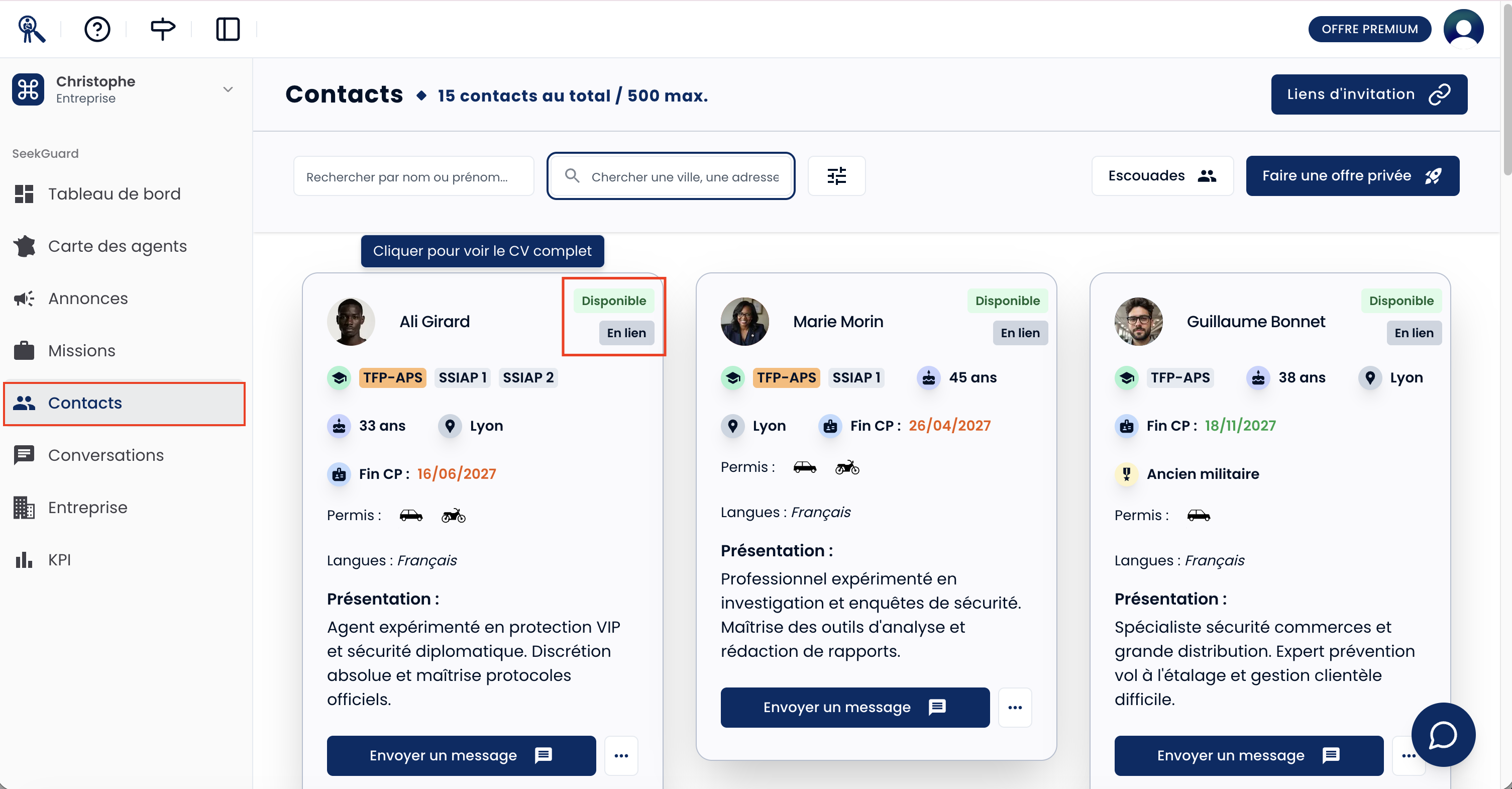 Écran principal du "Répertoire privé / Contacts" montrant une liste d'agents avec leurs statuts de disponibilité et la barre de filtres en haut Écran principal du "Répertoire privé / Contacts" montrant une liste d'agents avec leurs statuts de disponibilité et la barre de filtres en haut